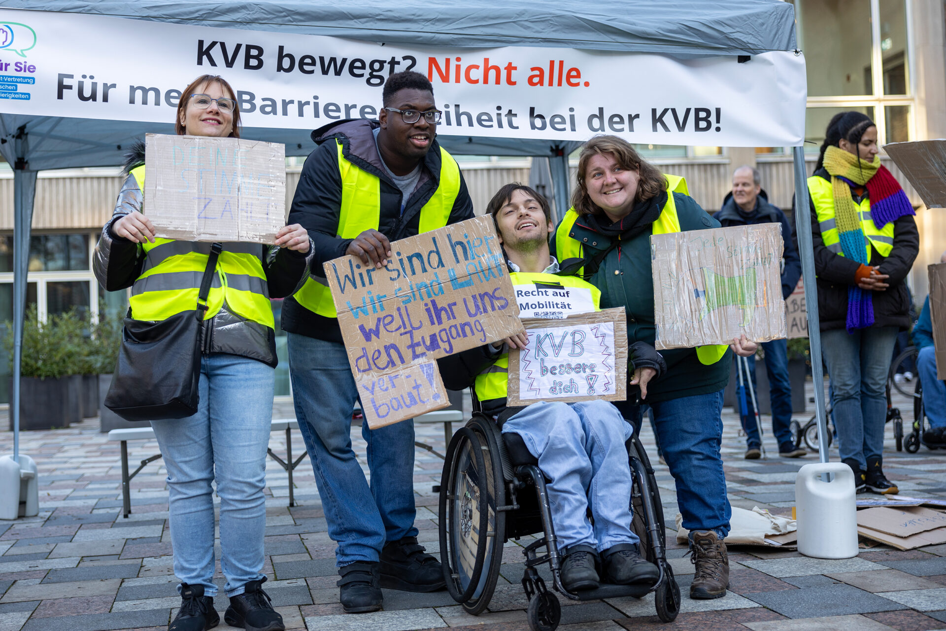 Protest-Aktion der Gruppe Wir für Sie